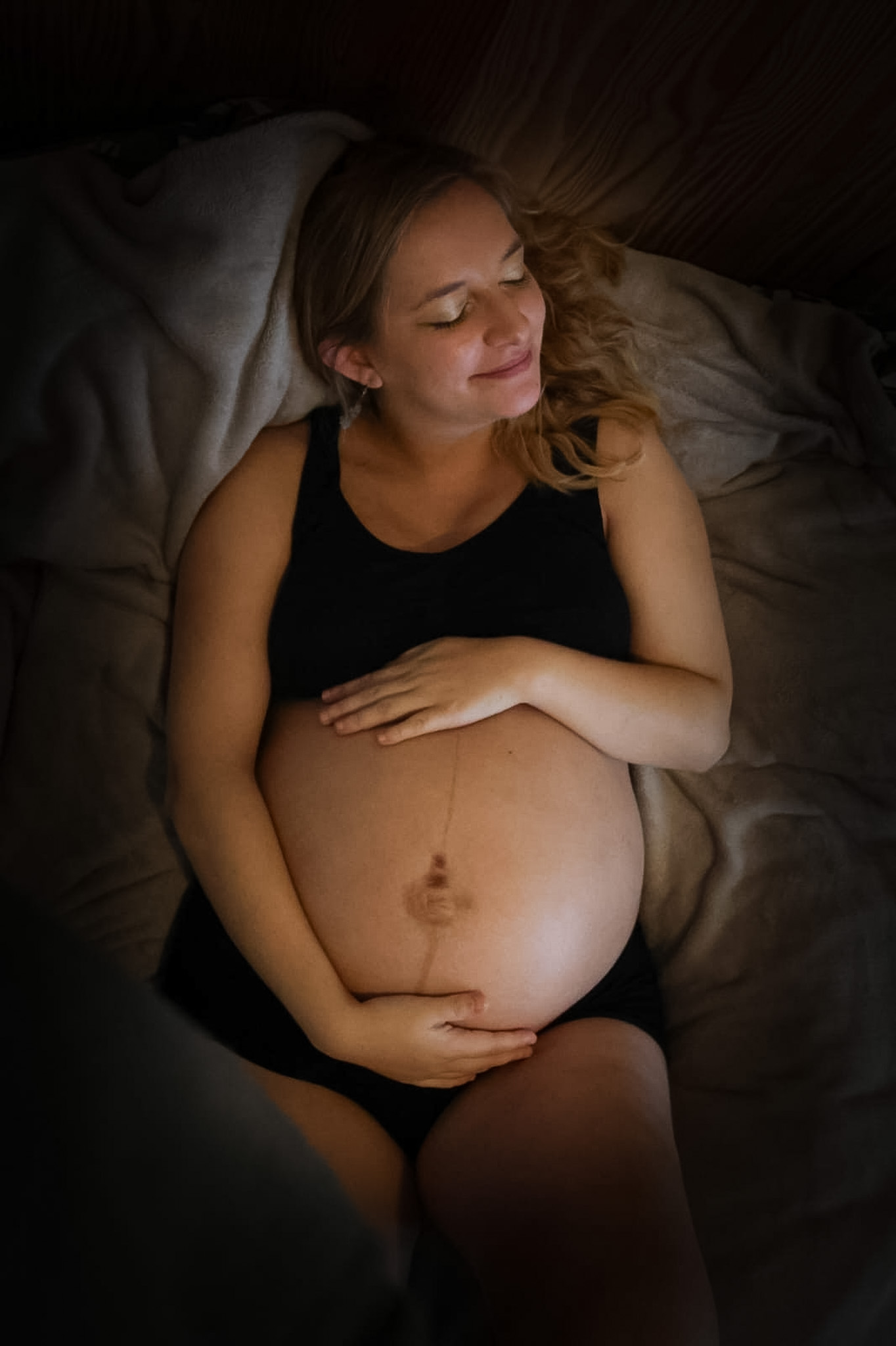 Séance photo grossesse naturelle à Rennes