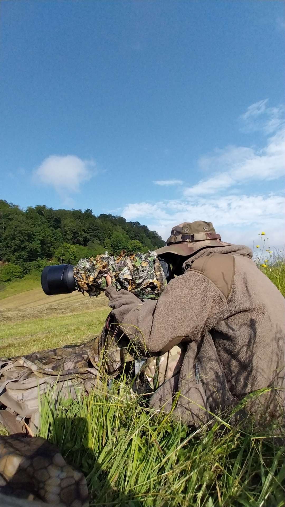 Flaviane Delabre en prise de vue animalière en pleine nature